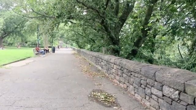 Life in NYC｜Explore beautiful Fort Tryon Park and The Met Cloisters Museum смотреть онлайн