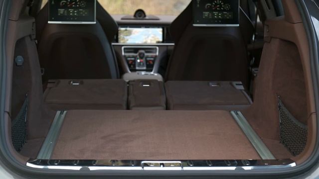 Porsche Panamera Sport Turismo INTERIOR Tour (2018) смотреть онлайн