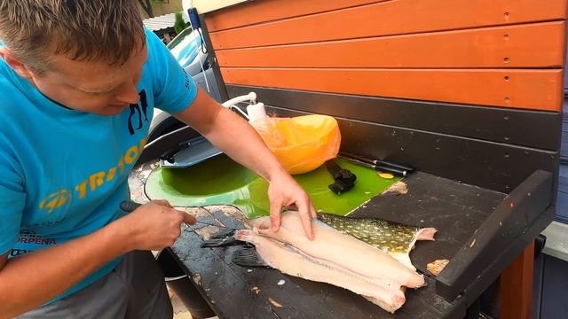 Как разделать щуку быстро и правильно.Лучший способ смотреть онлайн