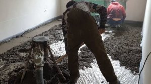 Устройство полусухой стяжки пола в квартире( вторичка панельный дом)