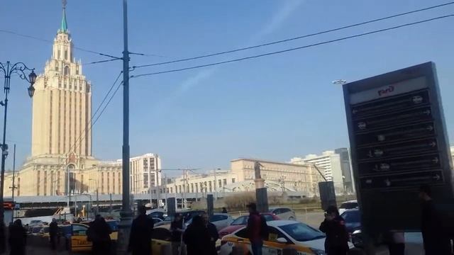 Москва. Комсомольская площадь. смотреть онлайн