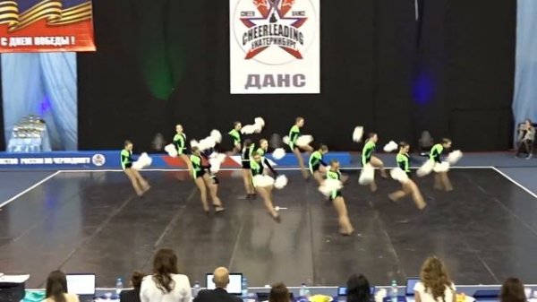 Cheerleading. Чир спорт. Команда City Dance.