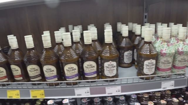 ПРОБУЕМ эстонское молоко, хлебный йогурт / Гигантская улитка, Русик и Берсик, влог смотреть онлайн