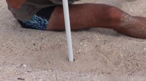 Как установить зонт на пляже / How to establish an umbrella on the beach
