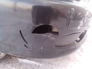 Ремонтируем бампер правильно, как паять, как шпатлевать и красить. Антихром, удаление хрома.