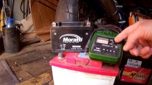 Мотоциклетный аккумулятор - чем и как заряжать.
