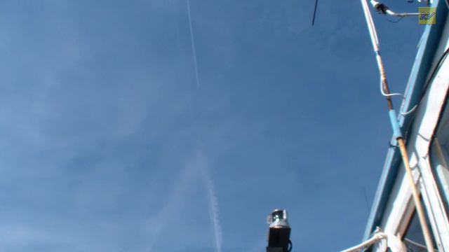 После самолётов крест в небе появился.... смотреть онлайн