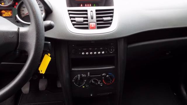Peugeot 207 1.4-16V 90 pk 5drs Color-Line | Airco | Cruise Control | Radio-CD | Elektr. ramen en sp смотреть онлайн