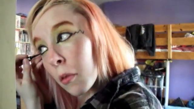 Pikachu makeup and hair tutorial! смотреть онлайн