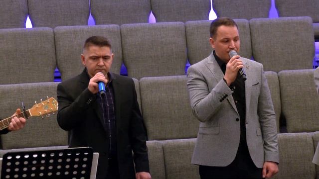 В церкви святой, в союзе с Тобой - Груповое Исполненние - Sulamita Church смотреть онлайн