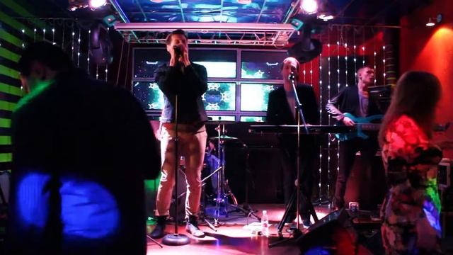 РК Гранд Мишель, Саратов – кавер-группа РАЙОНЫ-КВАРТАЛЫ (трибьют Звери) смотреть онлайн