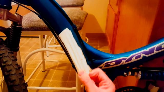 How to Remove Stickers or Decals From a Bike Frame смотреть онлайн