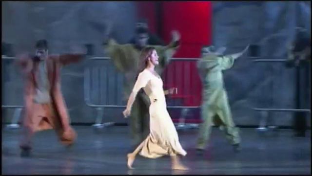Belle Russian And Italian смотреть онлайн