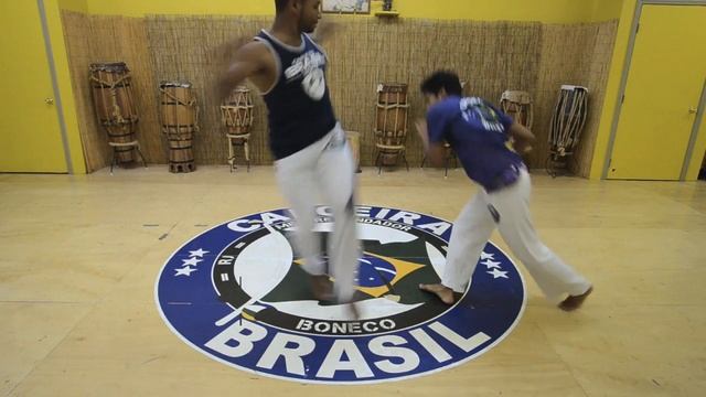 Mestre Boneco's Sequence #4 : Capoeira Brasil Los Angeles смотреть онлайн