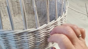 ПЛЕТЕНИЕ ⚡ УРОК №11: ПЛЕТЕМ БЕЛУЮ ПАСХАЛЬНУЮ КОРЗИНУ / Садовый гид