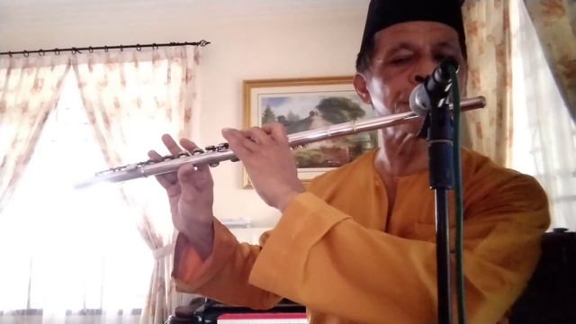 DIBAWAH SINAR BULAN PURNAMA - Keroncong Kartina Dahari Flute cover смотреть онлайн