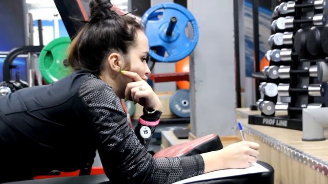 Профессия "Персональный тренер. Инструктор тренажёрного зала" в фитнес-школе "Перспектива" смотреть онлайн