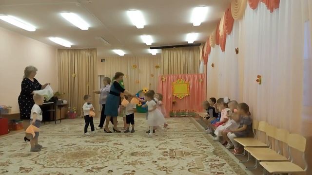 Мамины помощники смотреть онлайн