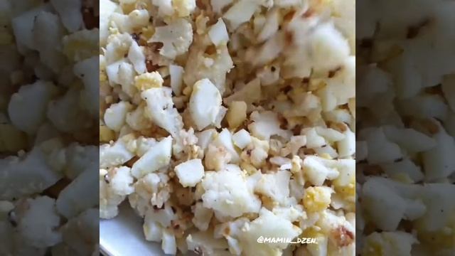 Пирог с цветной капустой и яйцом смотреть онлайн