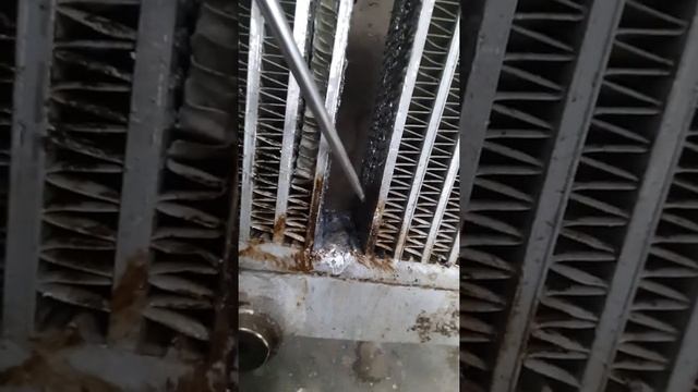 сваркк радиатора(ремонт)удаление соты смотреть онлайн