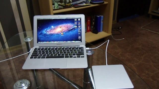 Apple USB SuperDrive: дисковод для MacBook и iMac смотреть онлайн