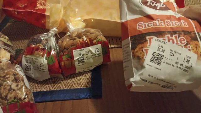 Стамбул. Мои покупки в магазине Тугба. Istanbul. What I bought in a Tugba shop. смотреть онлайн