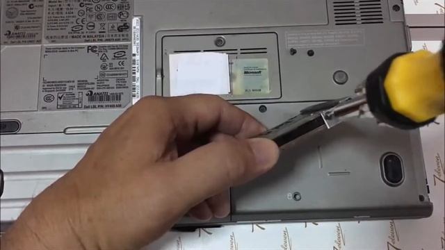 ็HOW TO Upgrade Notebook DELL смотреть онлайн