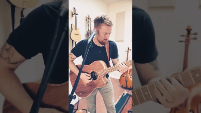 Solo Live Looping Of My Song “By Your Side” #byyourside #timsnider #liveloopingartist