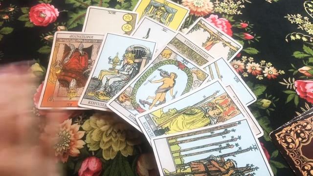 Таро онлайн. Я его заблокировала, что будет между нами дальше. Что он думает. Гадание онлайн. смотреть онлайн