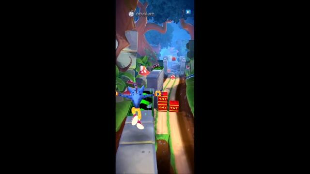 Completing Time trial challenge in Crash bandicoot: On the run | turtle woods | platinum relics | смотреть онлайн