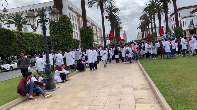 Rabat. Marocco. Рабат. Марокко. Mərakeşin paytaxtında gəzintidə. смотреть онлайн