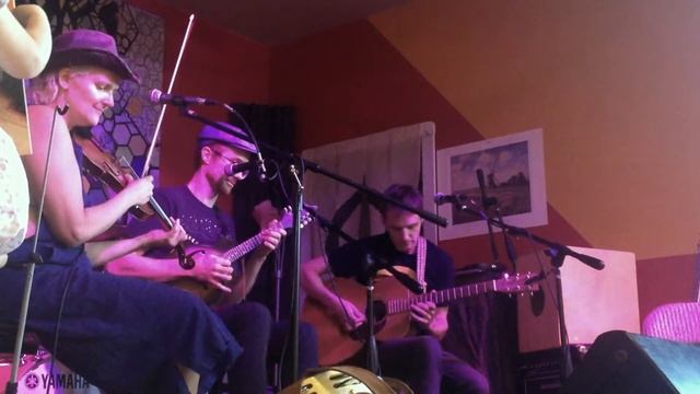 Crestone Colorado.(filmed with "Zoom Q8")"Crestone Now"7-22-19 Episode 63 смотреть онлайн