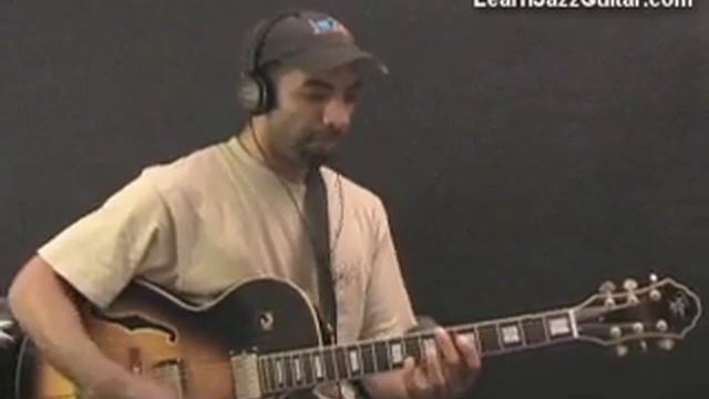 Smooth Jazz Guitar Solo in F смотреть онлайн