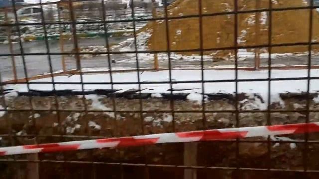 Люберцы, Наташинская 12. Обрушение грунта. Обзорное видео. смотреть онлайн