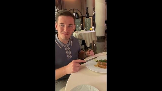 2 Michelin Star Dinner in Dubai | Stay by Yannick Alleno смотреть онлайн