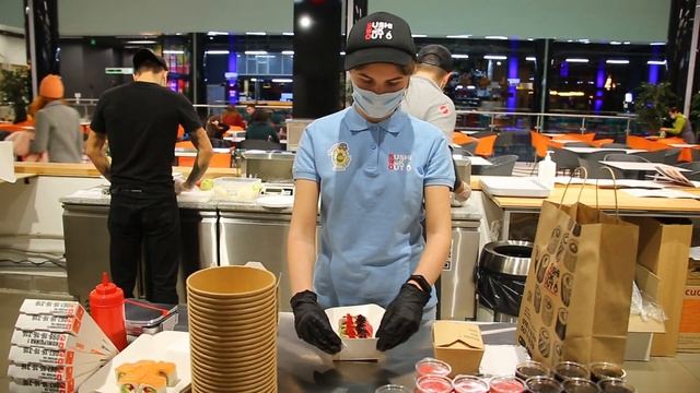 Рекламный ролик для Sushi Wok Out смотреть онлайн