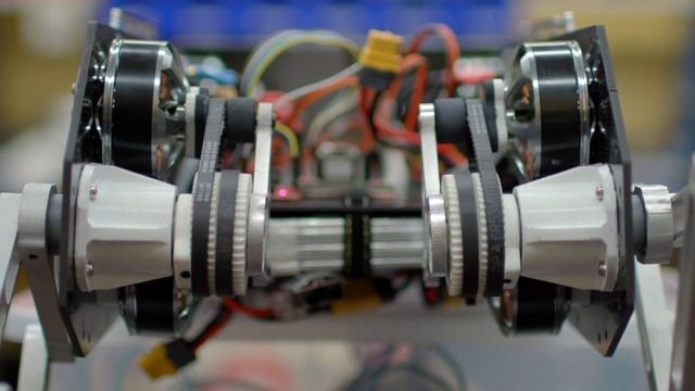 Doggo quadruped robot from Stanford смотреть онлайн