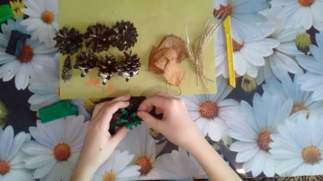 Ежики Оригинальная поделка из шишек смотреть онлайн