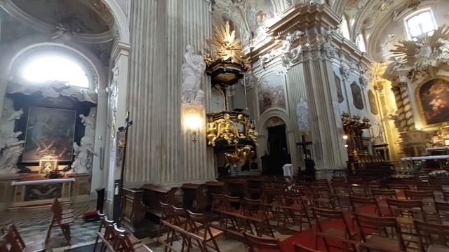 НЕОЖИДАННО В КРАКОВЕ/КОСТЕЛ СВЯТОЙ АННЫ смотреть онлайн