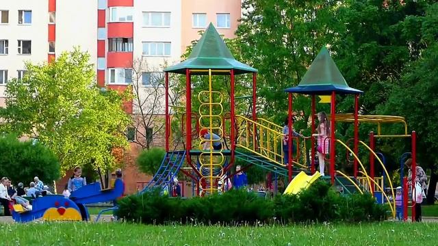 Футаж Дети играют. Дети на улице играют. Футажи для видеомонтажа. Футаж дети. Видеофутажи смотреть онлайн