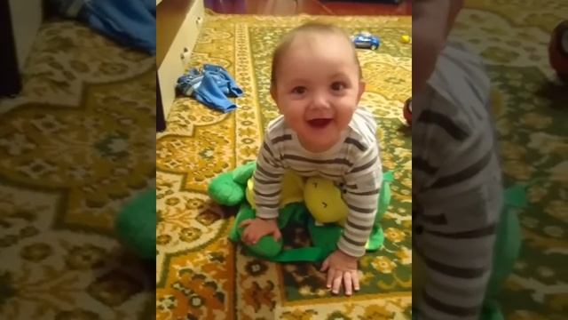 Как рассмешить ребёнка. смотреть онлайн