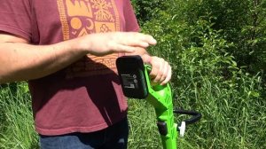 Аккумуляторный инструмент Greenworks | Триммер для покоса травы  и высокая трава по пояс