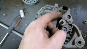 OPEL Astra h, пропала зарядка