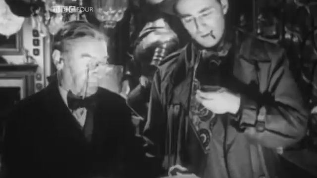 The Story of the Ghost Story смотреть онлайн