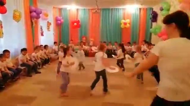 танец ромашек смотреть онлайн