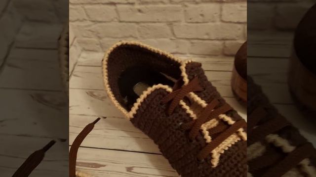 МУЖСКИЕ КРОССОВКИ смотреть онлайн