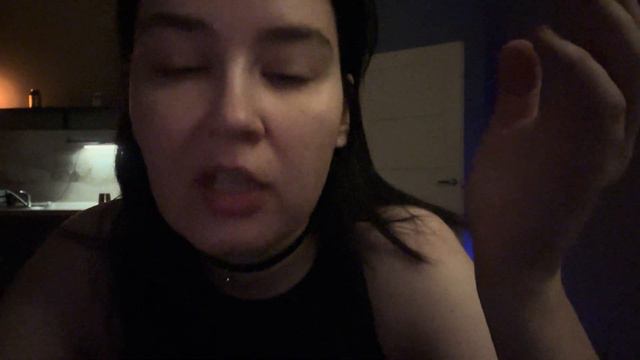 Наелась грибов и вещаю. Пыталась стать нормальной на псифарме, но не вышло. смотреть онлайн