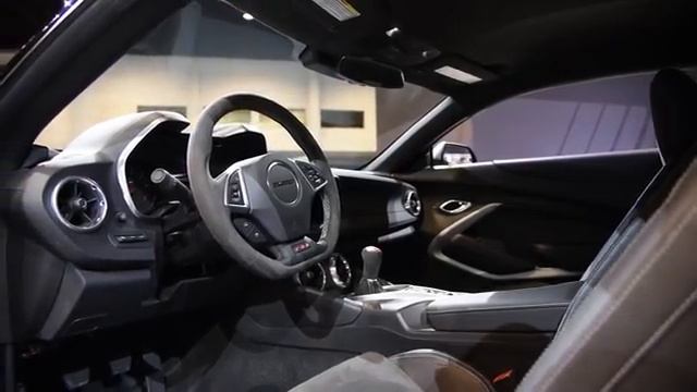 Chevrolet Camaro 1LE 2017 смотреть онлайн