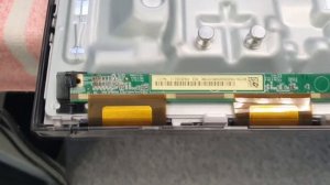 Не включается UE43TU7170U