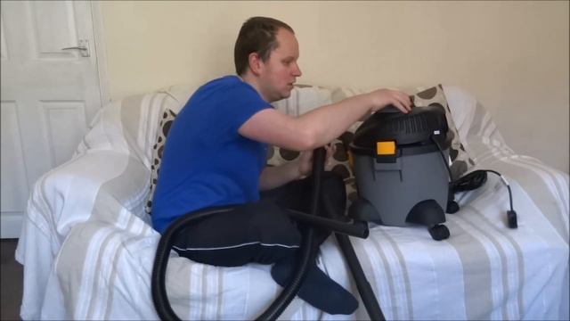 Product Review of the Titan TTB350VAC 1300W 16LTR wet & dry vacuum cleaner смотреть онлайн
